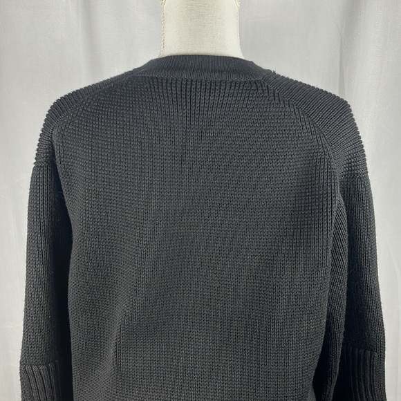 Holland & Holland London Luxury Hunting Crewneck Guide Sweater in Coated Wool. - Picture 4 of 9